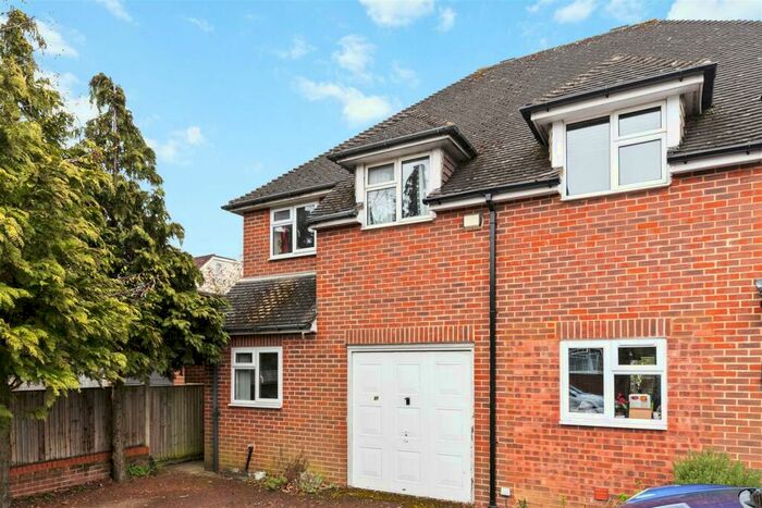 3 Bedroom Semi-Detached House To Rent In Stocton Road, Guildford, GU1