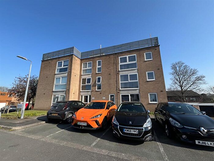 1 Bedroom Apartment To Rent In Stuart Court, Off Abbey Road, Macclesfield, SK10
