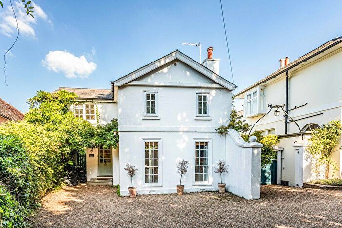 3 Bedroom Detached House For Sale In Hassocks Road, Hurstpierpoint, BN6