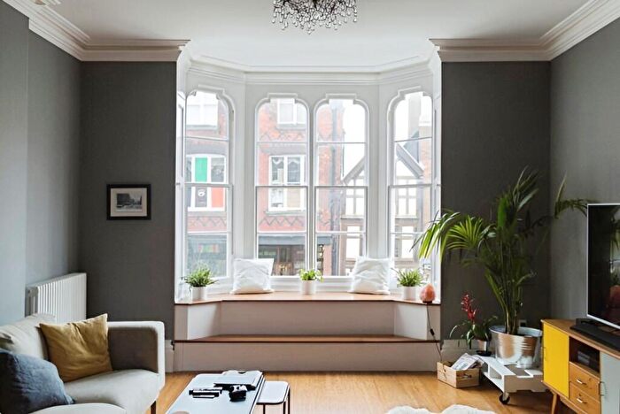 2 Bedroom Apartment To Rent In Bridge Street Row West, , Chester, CH1