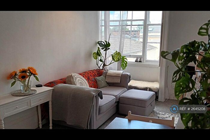 1 Bedroom Flat To Rent In Montpellier, Cheltenham, GL50