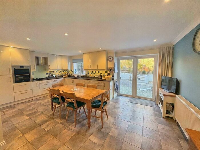 4 Bedroom Detached House For Sale In Castle Street, Mere, Warminster, BA12