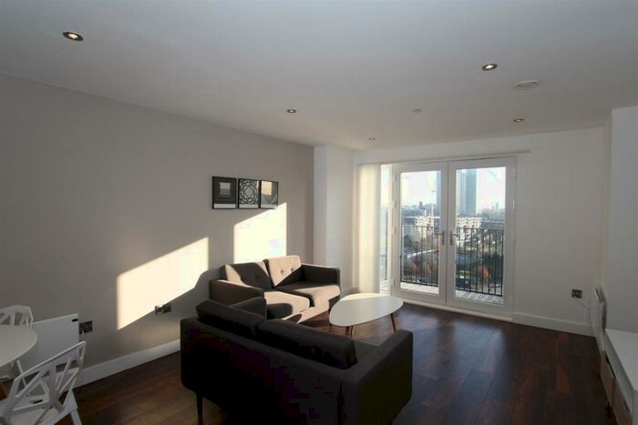 2 Bedroom Apartment To Rent In Wilburn Basin, Ordsall Lane, Salford, M5