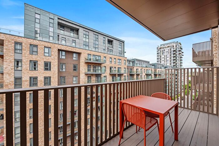 2 Bedroom Flat To Rent In The Draper, Draycote House, Colindale, NW9