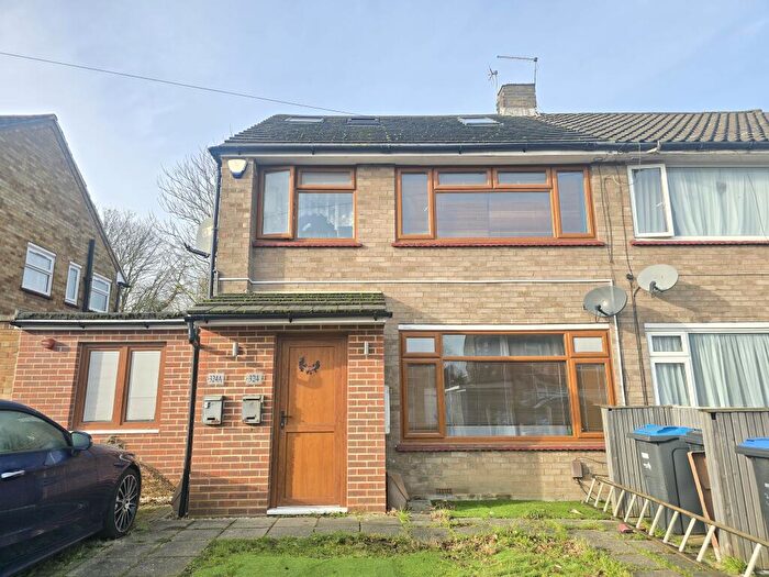 4 Bedroom Flat To Rent In Alma Road, Enfield, EN3