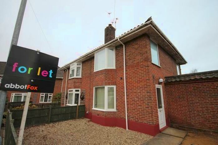 3 Bedroom Semi-Detached House To Rent In Norwich, NR5