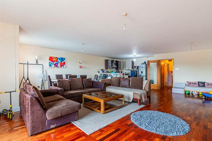 2 Bedroom Apartment For Sale In Henke Court, Atlantic Wharf, Cardiff Bay, CF10