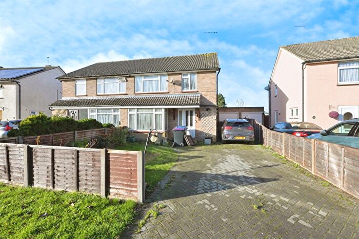 3 Bedroom Semi-Detached House For Sale In Temple Lane, Tonwell, Ware, SG12