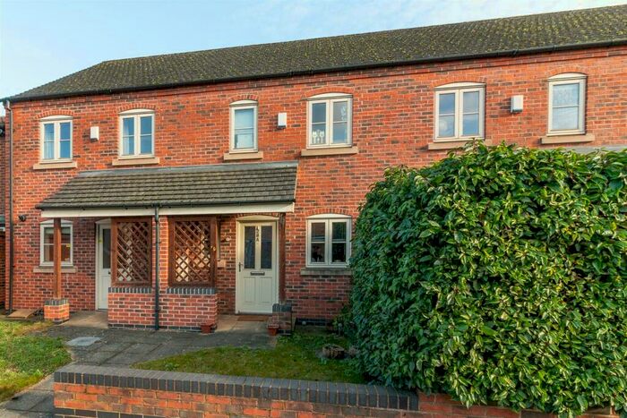 3 Bedroom Town House To Rent In Wilford Road, Ruddington, Nottingham, NG11