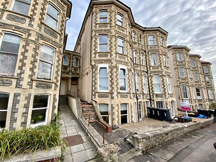 2 Bedroom Apartment To Rent In Clifton Village, Royal York Villas, BS8