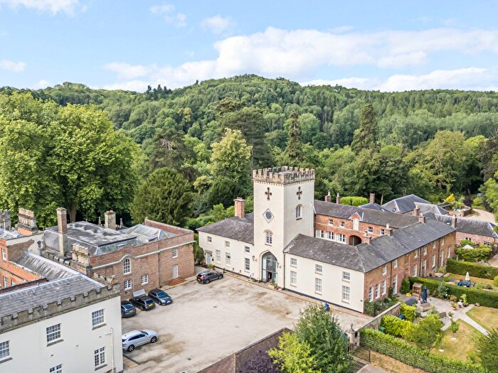 4 Bedroom Town House For Sale In Apley Park, Bridgnorth, Shropshire, WV15
