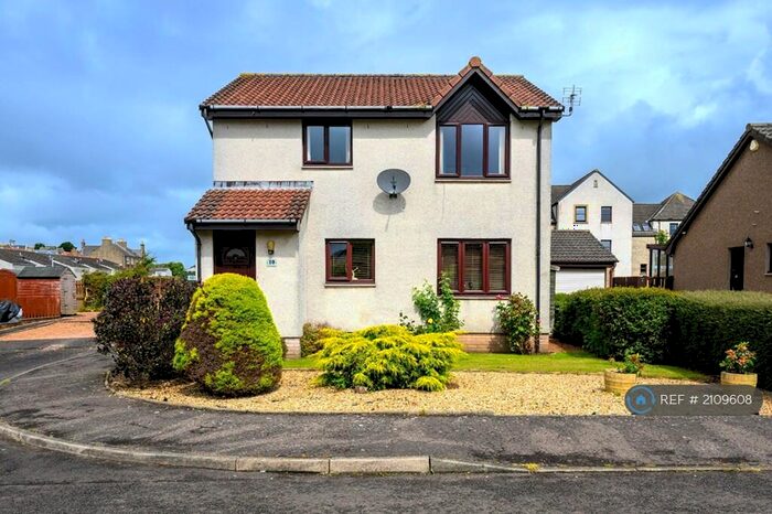 2 Bedroom Flat To Rent In Macduff Drive, Tayport, DD6