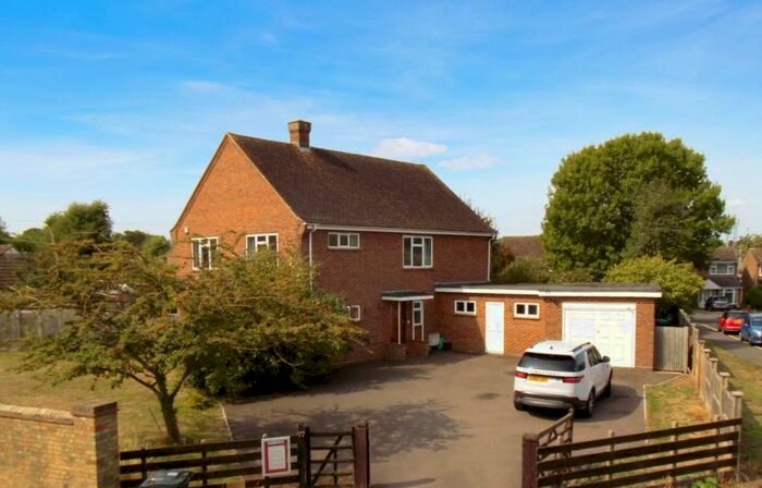 4 Bedroom Detached House To Rent In Church Lane, Arlesey, Bedfordshire, SG15
