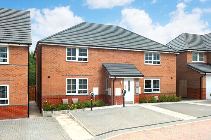 1 Bedroom Apartment For Sale In Whitechapel Road, Cleckheaton, West Yorkshire, BD19