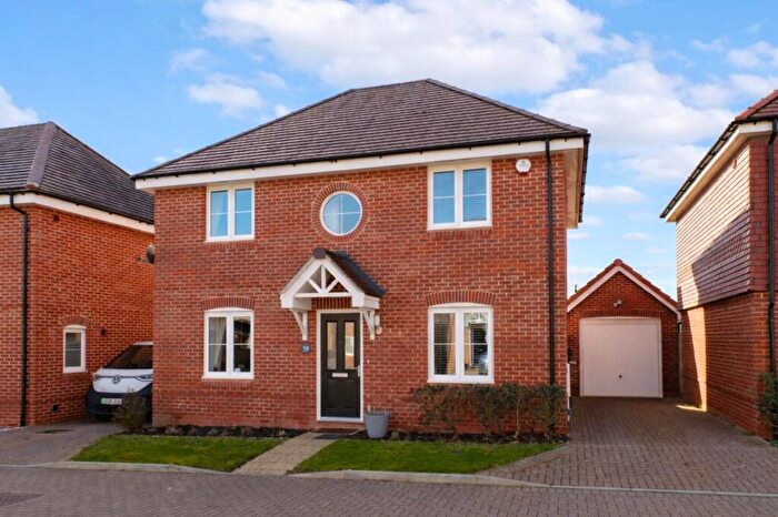 3 Bedroom Detached House For Sale In Heasman Place, Southwater, RH13