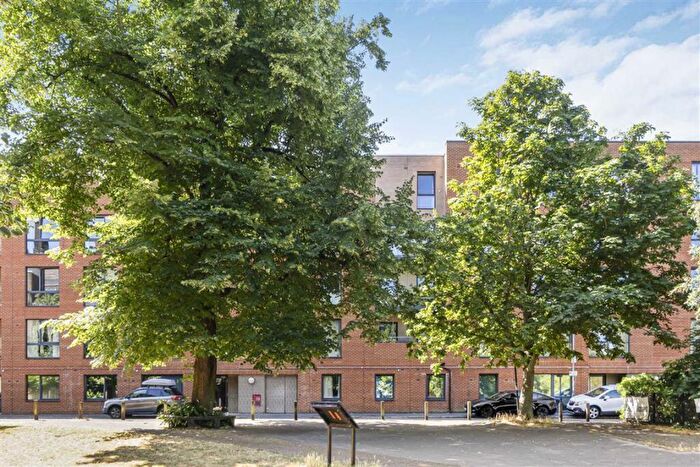 Studio For Sale In Mcmillan Street, Greenwich, SE8