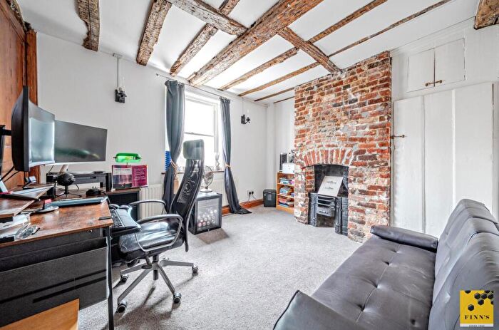 2 Bedroom Terraced House For Sale In Beer Cart Lane, Canterbury, CT1