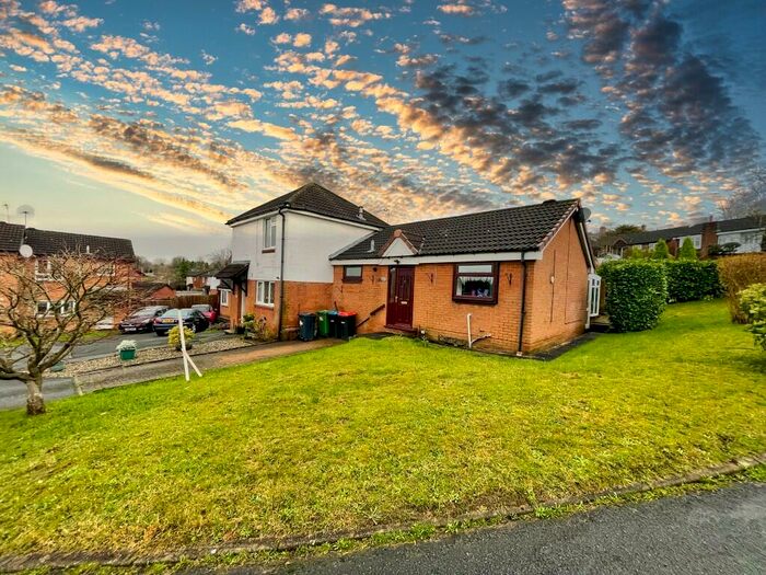 1 Bedroom Bungalow To Rent In Huntersfield, Northwich, Cheshire, CW8