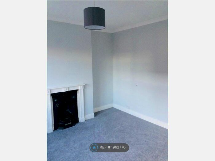 3 Bedroom Terraced House To Rent In Daubney St, Cleethorpes, DN35