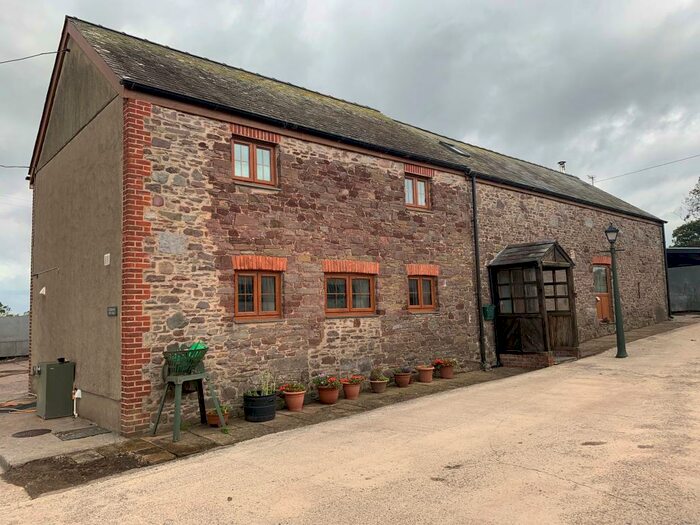 3 Bedroom House To Rent In Llandyfaelog, Carmarthenshire, SA17