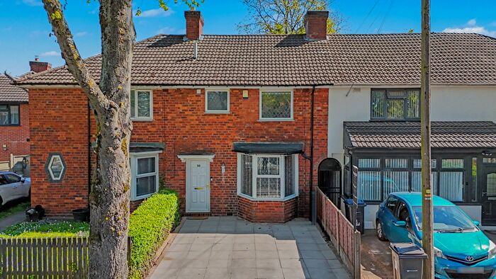 3 Bedroom Terraced House For Sale In Hartfield Crescent, Birmingham, B27