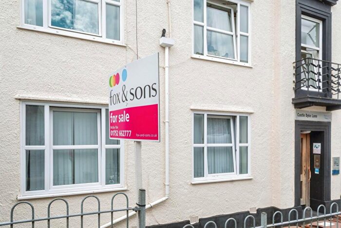2 Bedroom Flat For Sale In Castle Dyke Lane, Plymouth, PL1