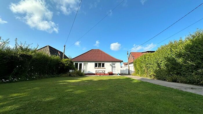 3 Bedroom Detached Bungalow To Rent In Kewstoke, Weston-super-Mare, BS22