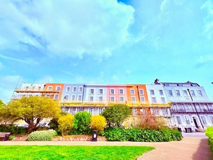 3 Bedroom Flat To Rent In Albion Gardens, Ramsgate, CT11