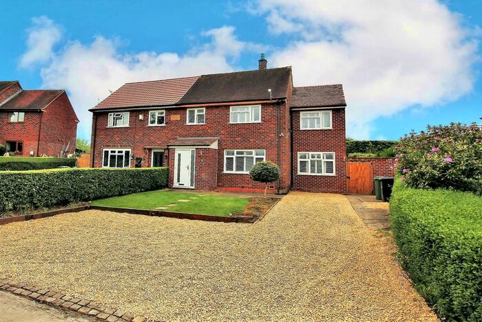 4 Bedroom Semi-Detached House For Sale In Woodhouse Lane, Dunham Massey, Altrincham, WA14