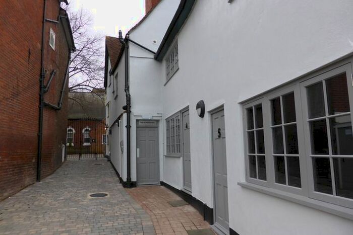 Studio To Rent In Rent All Inclusive Osborne Street, Colchester, CO2