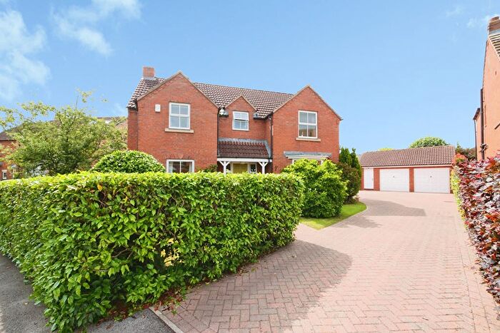 4 Bedroom Detached House For Sale In Chaucer Lane, York, YO32