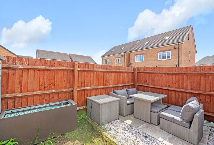 3 Bedroom End Of Terrace House For Sale In Dawkes Road, Longford, Gloucester, Gloucestershire, GL2