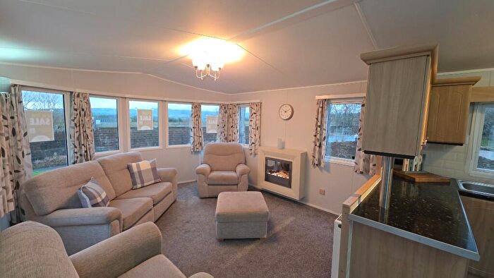 2 Bedroom Park Home For Sale In Higher Road, PR3