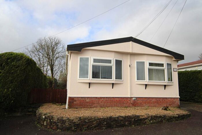2 Bedroom Bungalow For Sale In Honicombe Park, Callington, PL17