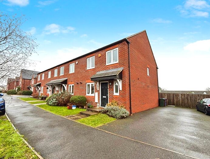 3 Bedroom End Of Terrace House For Sale In Dacey Drive, Upper Heyford, Bicester, OX25