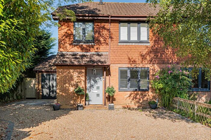 3 Bedroom Semi-Detached House For Sale In Warwick Road, Holmwood, RH5