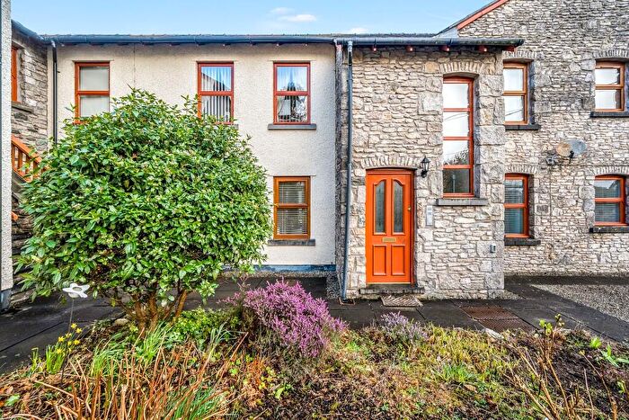 2 Bedroom Flat For Sale In Beathwaite Gardens, Levens, Kendal, Cumbria, LA8