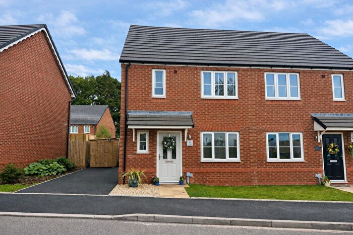 3 Bedroom Semi-Detached House For Sale In Holly Place, Lea Castle, Kidderminster, DY10