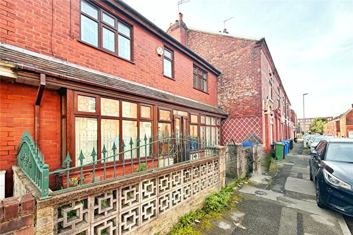 3 Bedroom Terraced House For Sale In Mansfield Street, Ashton-under-Lyne, Greater Manchester, OL7