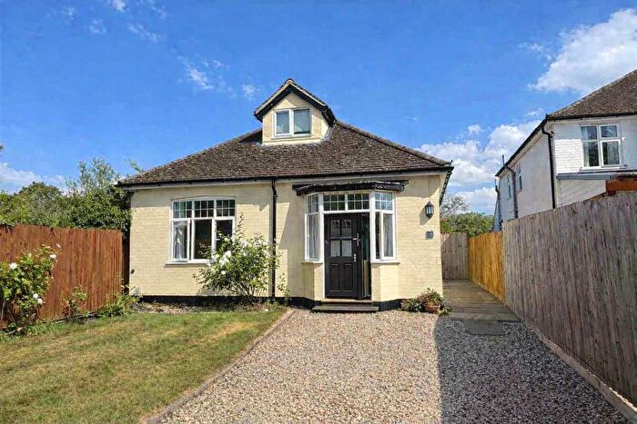2 Bedroom Bungalow For Sale In High Street, Girton, Cambridge, Cambridgeshire, CB3