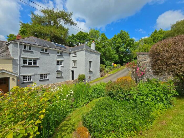 3 Bedroom Semi-Detached House For Sale In South Tawton, Okehampton, Devon, EX20