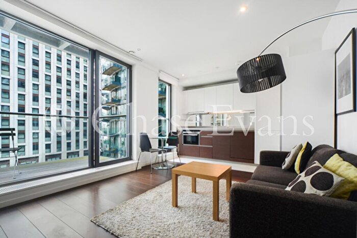 1 Bedroom Flat For Sale In Baltimore Wharf, Canary Wharf, London, E14