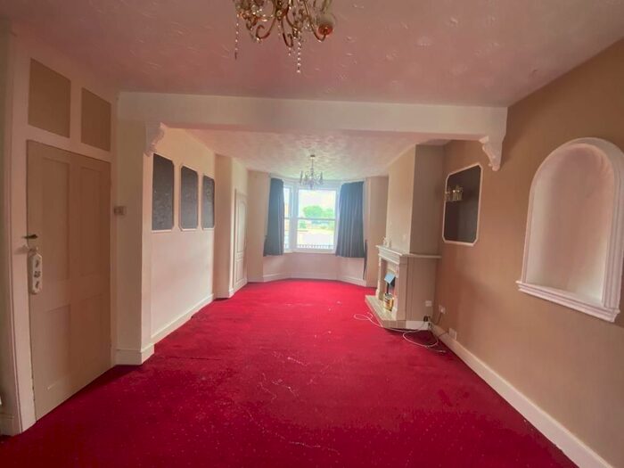 4 Bedroom End Of Terrace House To Rent In Mill Lane, Cheshunt, EN8