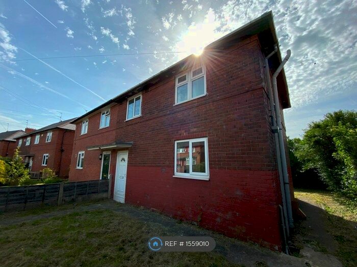 3 Bedroom Semi-Detached House To Rent In Yewlands Avenue, Manchester, M9