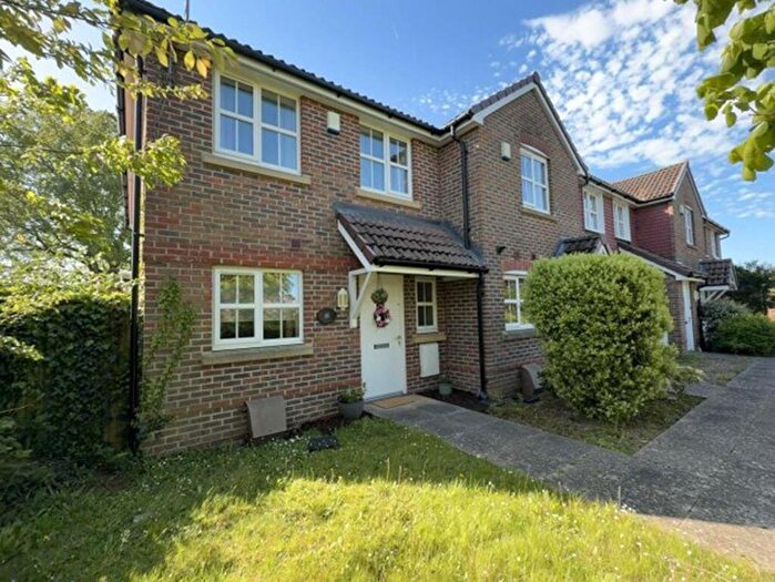 3 Bedroom End Of Terrace House For Sale In Christchurch, BH23