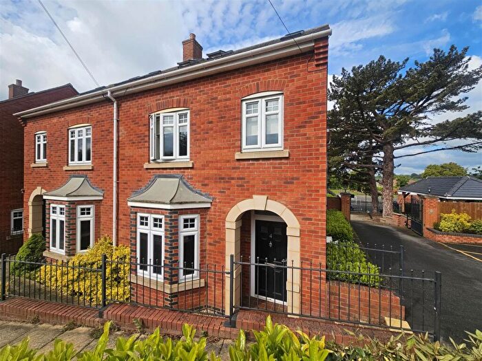 3 Bedroom Semi-Detached House To Rent In Courteenhall Road, Blisworth, NN7