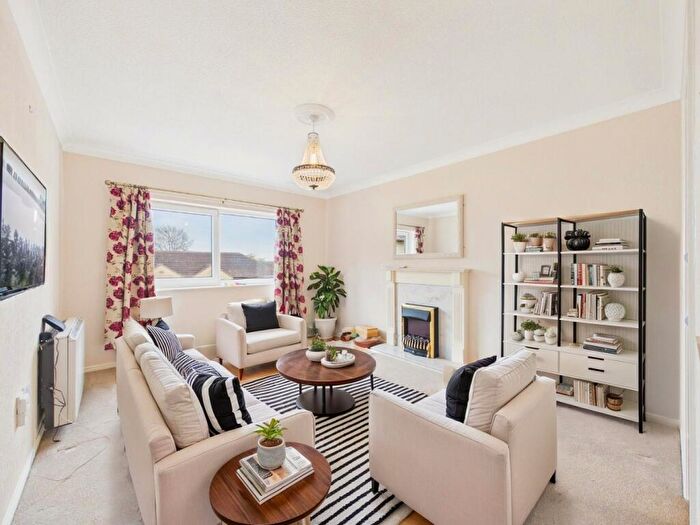 2 Bedroom Apartment For Sale In Albion Court, Anlaby Common, Hull, East Riding Of Yorkshire, HU4