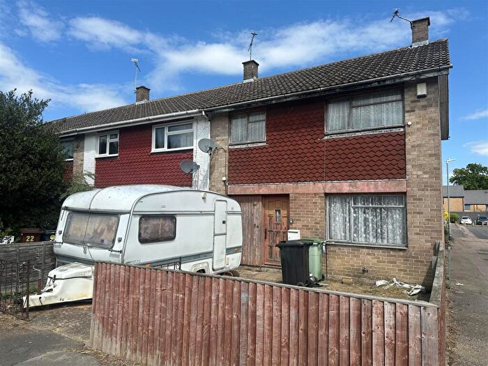 3 Bedroom End Of Terrace House For Sale In Selby Road, Maidstone, ME15