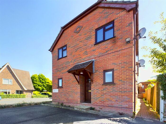 Houses to rent in Uridge Road, TN10, Kent