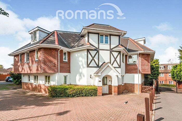 2 Bedroom Flat To Rent In Scarlet Oaks, Camberley, GU15